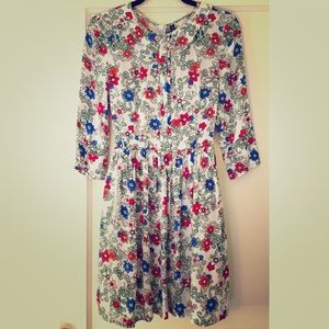 Gorgeous floral dress NWT, XS